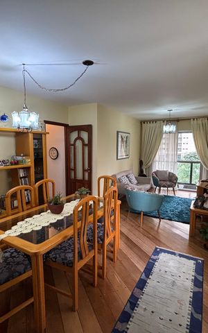 Apartamento à venda com 103m², 3 quartos e 2 vagas Apartamento à venda com 103m², 3 quartos e 2 vagasSala de jantar