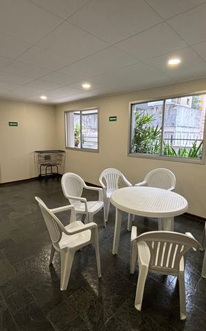 Apartamento à venda com 103m², 3 quartos e 2 vagas Apartamento à venda com 103m², 3 quartos e 2 vagasSalão de festas