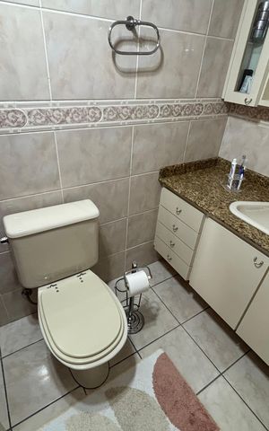 Apartamento à venda com 103m², 3 quartos e 2 vagas Apartamento à venda com 103m², 3 quartos e 2 vagasBanheiro 3