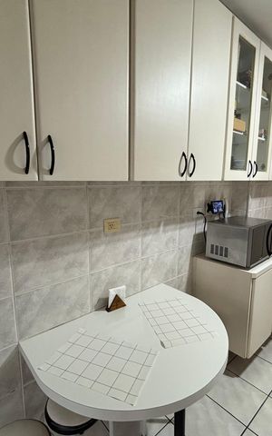 Apartamento à venda com 103m², 3 quartos e 2 vagas Apartamento à venda com 103m², 3 quartos e 2 vagasCozinha - Armários