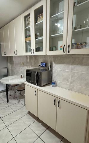 Apartamento à venda com 103m², 3 quartos e 2 vagas Apartamento à venda com 103m², 3 quartos e 2 vagasCozinha - Armários