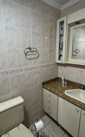 Apartamento à venda com 103m², 3 quartos e 2 vagas Apartamento à venda com 103m², 3 quartos e 2 vagasBanheiro 3