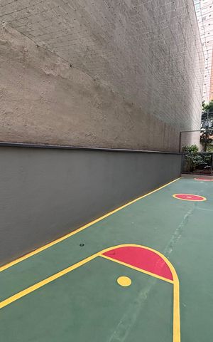Apartamento à venda com 103m², 3 quartos e 2 vagas Apartamento à venda com 103m², 3 quartos e 2 vagasQuadra de esportes