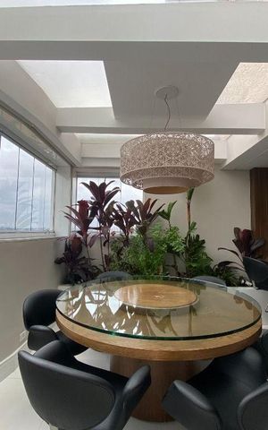 Apartamento à venda com 198m², 3 quartos e 3 vagas