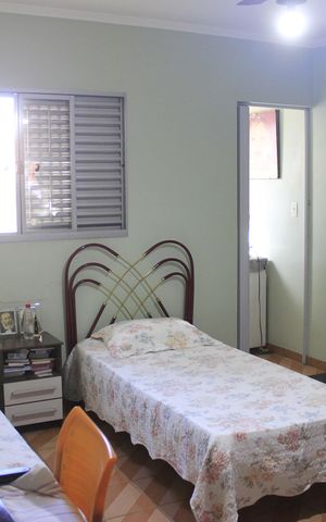 Casa à venda com 117m², 2 quartos e 1 vagaQuarto 2