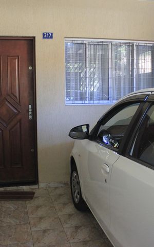 Casa à venda com 117m², 2 quartos e 1 vagaGaragem