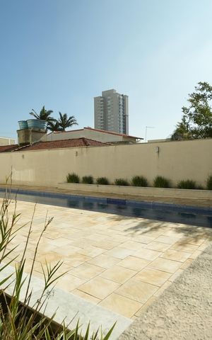 Apartamento à venda com 75m², 2 quartos e 2 vagasÁrea comum - Piscina