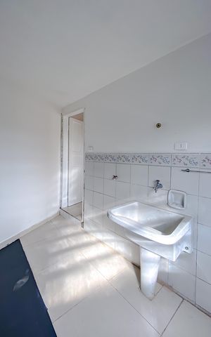Casa para alugar com 90m², 2 quartos e sem vaga Casa para alugar com 90m², 2 quartos e sem vagaÁrea de Serviço