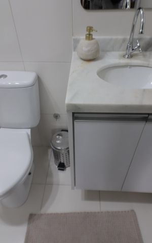 Apartamento à venda com 80m², 2 quartos e 2 vagasBanheiro 2