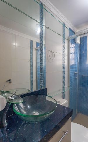 Apartamento à venda com 50m², 2 quartos e 1 vaga Apartamento à venda com 50m², 2 quartos e 1 vagaBanheiro