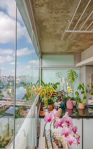 Apartamento à venda com 62m², 1 quarto e 1 vaga Apartamento à venda com 62m², 1 quarto e 1 vagaVaranda