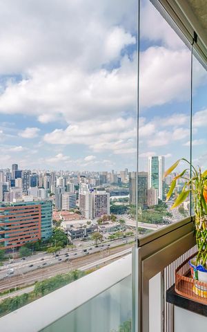 Apartamento à venda com 62m², 1 quarto e 1 vaga Apartamento à venda com 62m², 1 quarto e 1 vagaVaranda