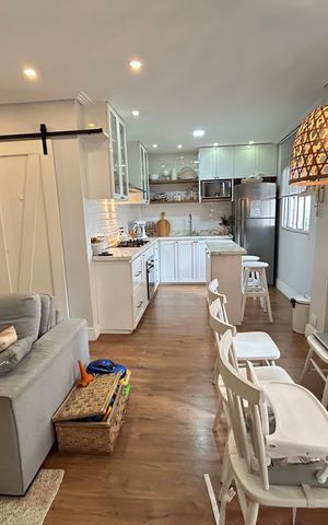 Casa à venda com 96m², 2 quartos e 1 vagaSala