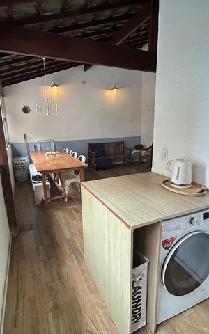 Casa à venda com 96m², 2 quartos e 1 vagaÁrea de Serviço