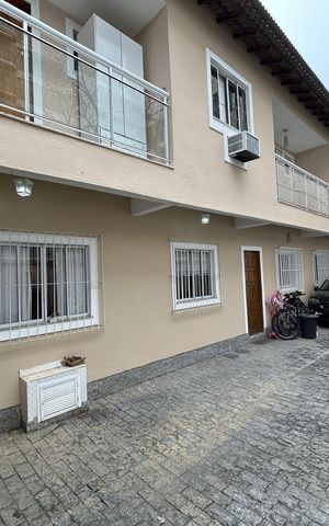 Casa à venda com 96m², 2 quartos e 1 vagaFachada