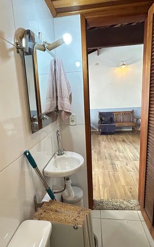 Casa à venda com 96m², 2 quartos e 1 vagaBanheiro 2