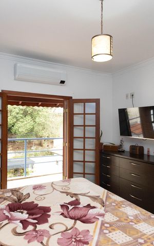 Casa à venda com 1000m², 4 quartos e 10 vagas Casa à venda com 1000m², 4 quartos e 10 vagasSuíte 1