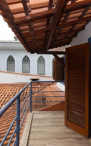 Casa à venda com 1000m², 4 quartos e 10 vagas Casa à venda com 1000m², 4 quartos e 10 vagasVaranda
