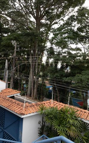Casa à venda com 1000m², 4 quartos e 10 vagas Casa à venda com 1000m², 4 quartos e 10 vagasVista