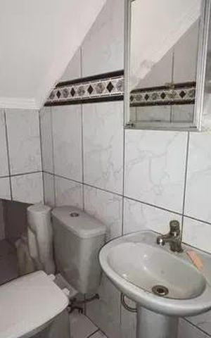Casa à venda com 240m², 3 quartos e 4 vagas