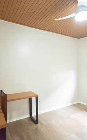 Casa à venda com 114m², 4 quartos e 3 vagas