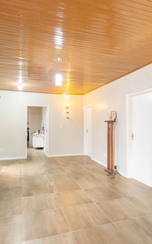 Casa à venda com 114m², 4 quartos e 3 vagas