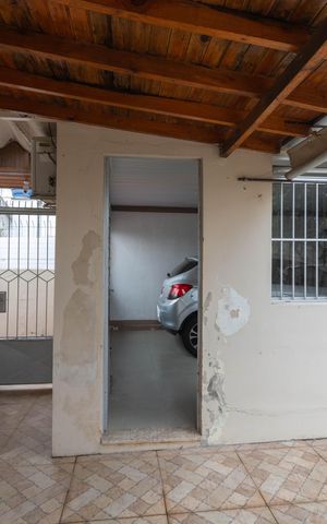 Casa à venda com 114m², 4 quartos e 3 vagas