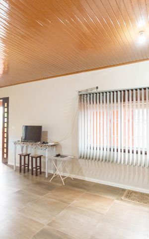Casa à venda com 114m², 4 quartos e 3 vagas