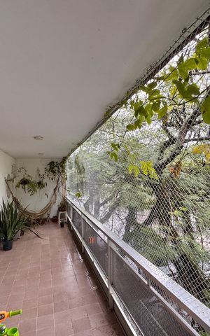 Apartamento à venda com 173m², 3 quartos e 2 vagas Apartamento à venda com 173m², 3 quartos e 2 vagasVaranda