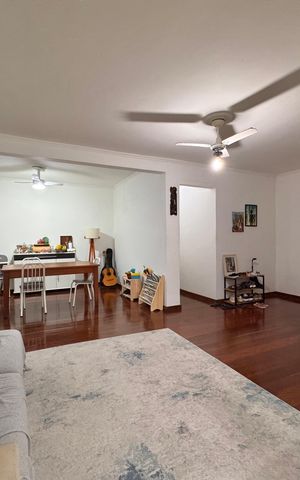 Apartamento à venda com 173m², 3 quartos e 2 vagas Apartamento à venda com 173m², 3 quartos e 2 vagasSala