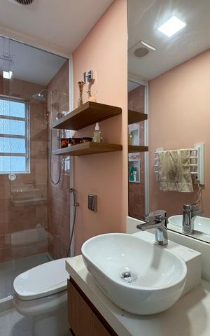 Apartamento à venda com 173m², 3 quartos e 2 vagas Apartamento à venda com 173m², 3 quartos e 2 vagasBanheiro Social