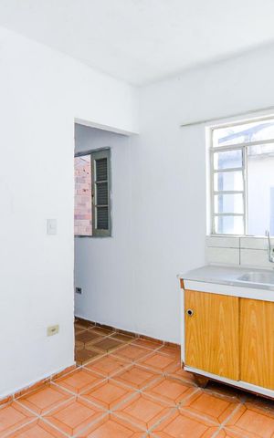 Casa para alugar com 45m², 1 quarto e sem vagaSala - Cozinha