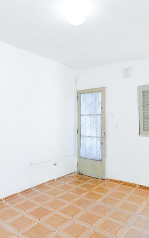 Casa para alugar com 45m², 1 quarto e sem vagaQuarto