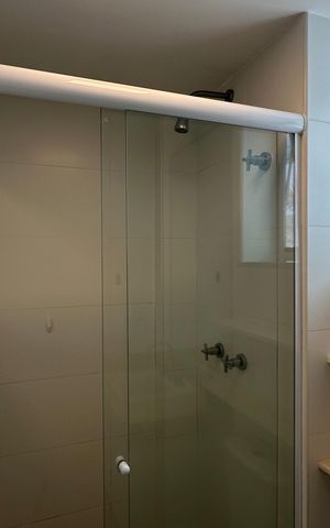 Apartamento à venda com 95m², 3 quartos e 2 vagas Apartamento à venda com 95m², 3 quartos e 2 vagasBanheiro da Suíte 2