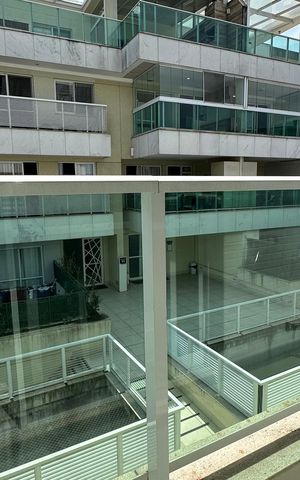 Apartamento à venda com 95m², 3 quartos e 2 vagas Apartamento à venda com 95m², 3 quartos e 2 vagasVaranda da Suíte 3