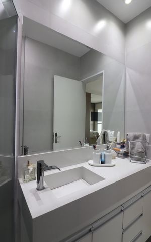 Apartamento à venda com 150m², 3 quartos e 4 vagasSuíte 1 Banheiro 