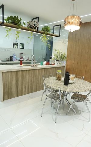 Casa à venda com 360m², 3 quartos e 2 vagas