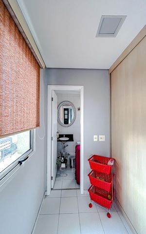 Apartamento à venda com 238m², 4 quartos e 4 vagasQuarto de Serviço