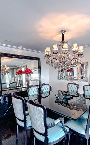 Apartamento à venda com 238m², 4 quartos e 4 vagasSala