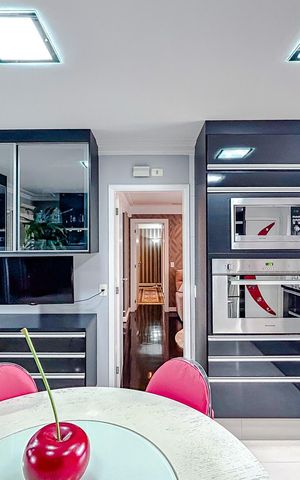 Apartamento à venda com 238m², 4 quartos e 4 vagasCozinha