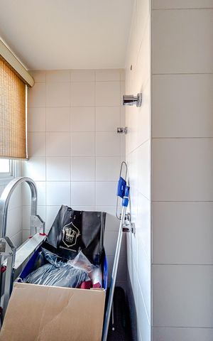 Apartamento à venda com 238m², 4 quartos e 4 vagasBanheiro de serviço