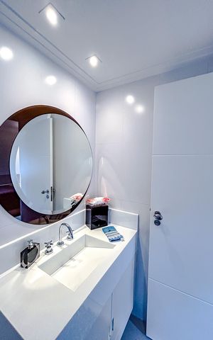 Apartamento à venda com 238m², 4 quartos e 4 vagasBanheiro da Suíte 3