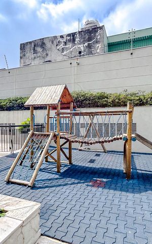 Apartamento à venda com 238m², 4 quartos e 4 vagasÁrea comum - Playground