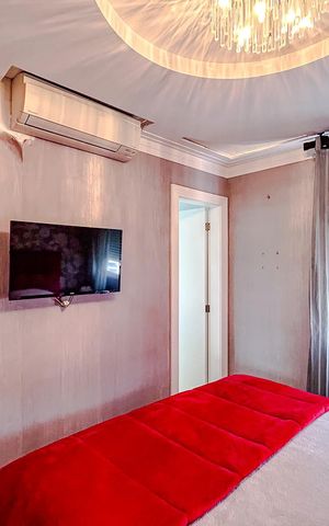 Apartamento à venda com 238m², 4 quartos e 4 vagasQuarto 2 - Suíte