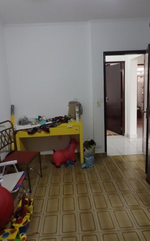 Casa à venda com 418m², 6 quartos e 4 vagasQuarto 3