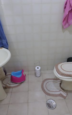 Casa à venda com 418m², 6 quartos e 4 vagasBanheiro 3