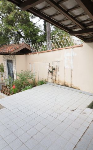Casa à venda com 418m², 6 quartos e 4 vagasQuintal