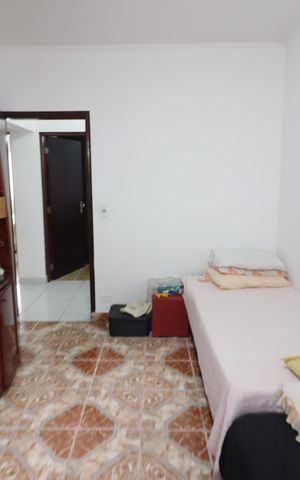 Casa à venda com 418m², 6 quartos e 4 vagasQuarto 2