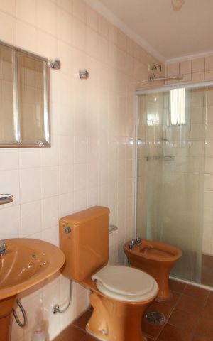 Apartamento à venda com 115m², 3 quartos e 2 vagas Apartamento à venda com 115m², 3 quartos e 2 vagasBanheiro