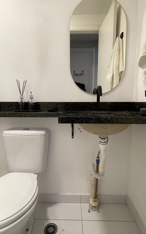Apartamento à venda com 33m², 2 quartos e sem vaga Apartamento à venda com 33m², 2 quartos e sem vagaBanheiro social